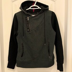 Harley Davidson Woman’s Hoodie Size Medium